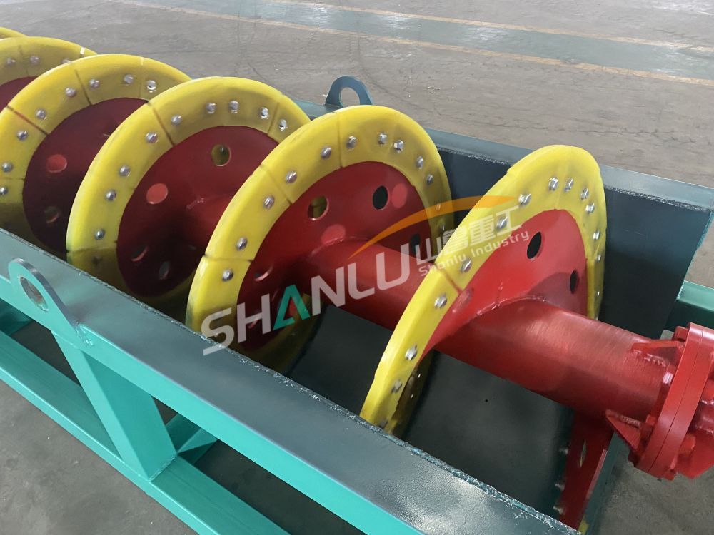 石英砂螺旋输送机堵料、磨损快？规范处置与